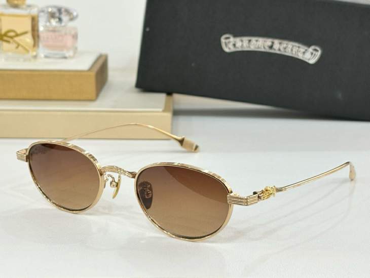 Picture of Chrome Hearts Sunglasses _SKUfw57452765fw
